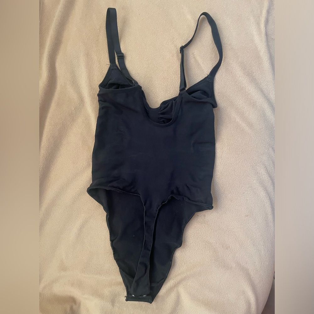 SKIMS body shaper NWOT - Picture 6 of 7